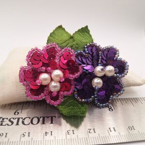 Vintage Avon 93 Sequin Flowers Faux Pearl Purple Pink Pin Brooch 2.5"